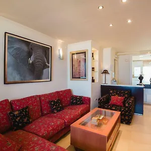 Bella Vista Luxury Apartment